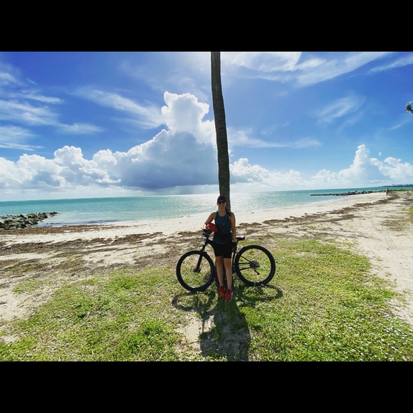 Meet your Posher, Brittany - Picture 5 of 7